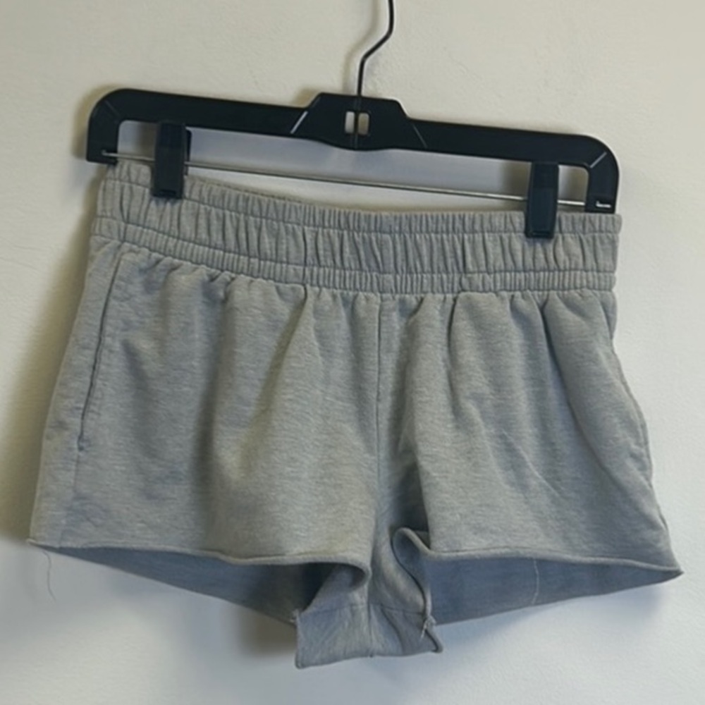 Wild Fable Gray Athletic Shorts - Picture 1 of 3